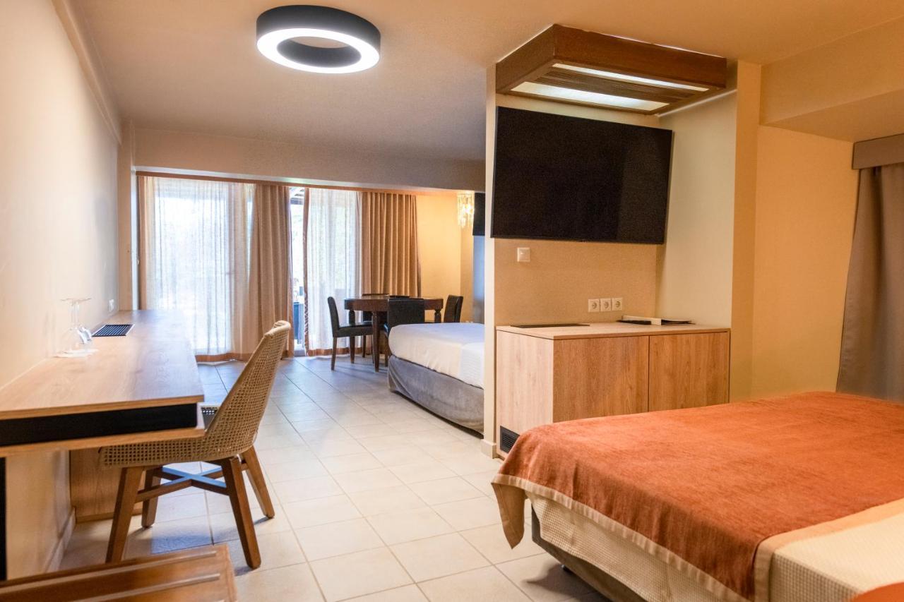 Aegeon Beach Hotel ซูนิโอ ภายนอก รูปภาพ